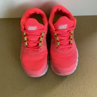 Оригинални маратонки Nike, снимка 1 - Маратонки - 34404226