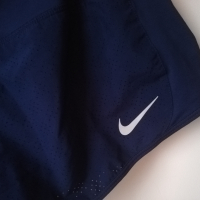 Nike, M. Отлично състояние! , снимка 3 - Къси панталони и бермуди - 44823809