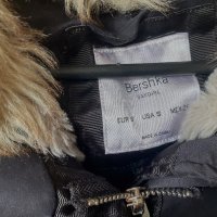 Дамски зимни якета Bershka- s/Xs , снимка 2 - Якета - 44191995