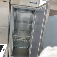 Продавам професионални хладилници, снимка 8 - Хладилни витрини и фризери - 44613611