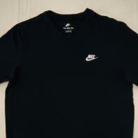 Nike Sportswear Tee оригинална тениска L Найк памук спорт фланелка, снимка 2 - Спортни дрехи, екипи - 42479564