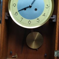 Продавам стар стенен часовник Метрон , снимка 4 - Антикварни и старинни предмети - 40900821