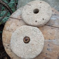Хромел( каменна мелница), снимка 1 - Други ценни предмети - 39044067