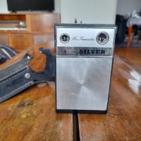 Старо радио,радиоприемник Silver, снимка 2 - Антикварни и старинни предмети - 35960288