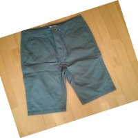 Нови къси панталони Ла Редут размер 150, снимка 1 - Детски къси панталони - 33908717