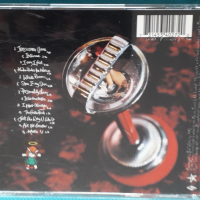 Alisha's Attic – 1996 - Alisha Rules The World(Pop Rock,Synth-pop), снимка 8 - CD дискове - 44768581