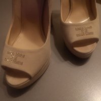 Elizabetta Francni намалям на 75лв , снимка 5 - Дамски елегантни обувки - 41659924