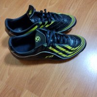 Детски футболни обувки "Adidas", снимка 4 - Футбол - 41680059