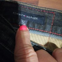 Дънкови гащи Tommi Hilfiger , снимка 2 - Къси панталони - 41629086