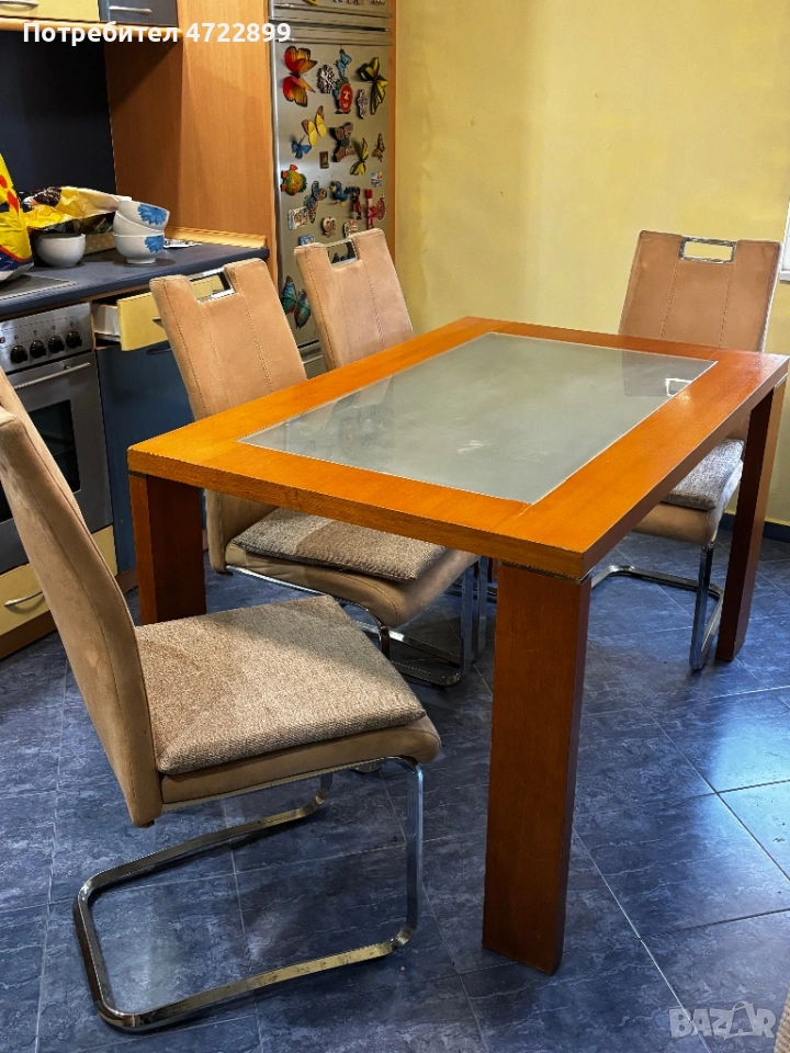 Трапезна маса + 4 стола, снимка 1