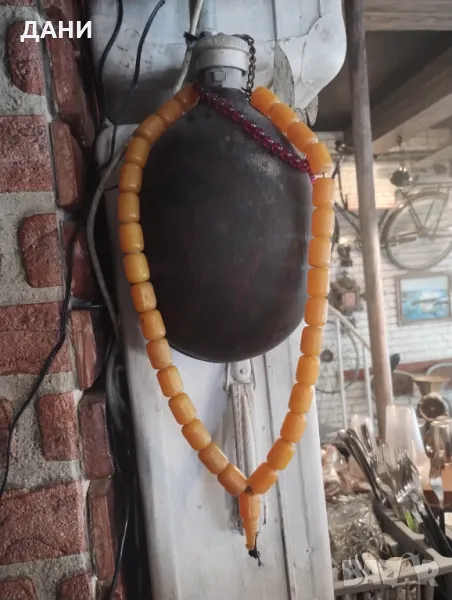 Оригинална, изключително стара кехлибарена броеница, 100 % истински кехлибар,над 120одини, снимка 1