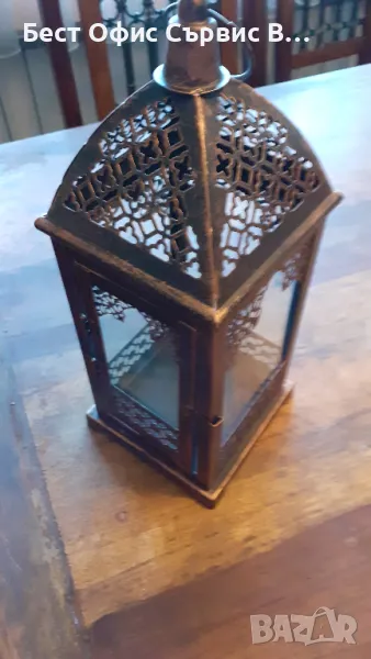 фенер метален ретро антикварен, за свещ кандило и други, метал състарено злато и стъкла, снимка 1