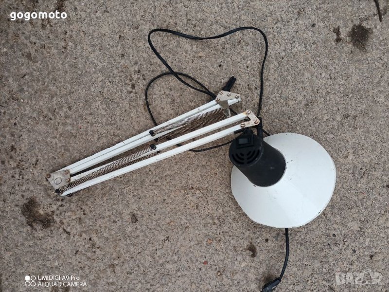 Работна Лампа шарнирна,подвижна, Настолна лампа,за бюро,маса,тезгях,струг,със стяга за плот, снимка 1