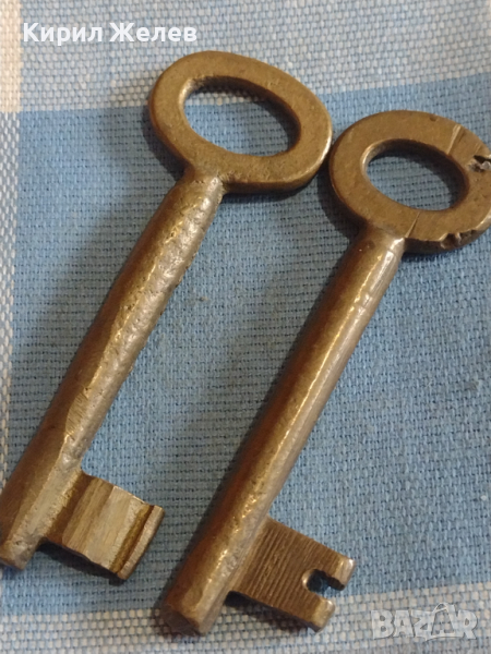 Два стари ключа от соца за брава за КОЛЕКЦИЯ АРТ ИНСТАЛАЦИЯ БИТОВ КЪТ 29221, снимка 1