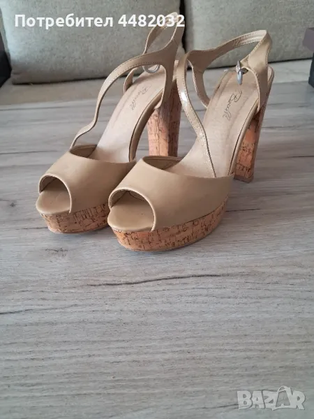 Сандали на висок ток, снимка 1