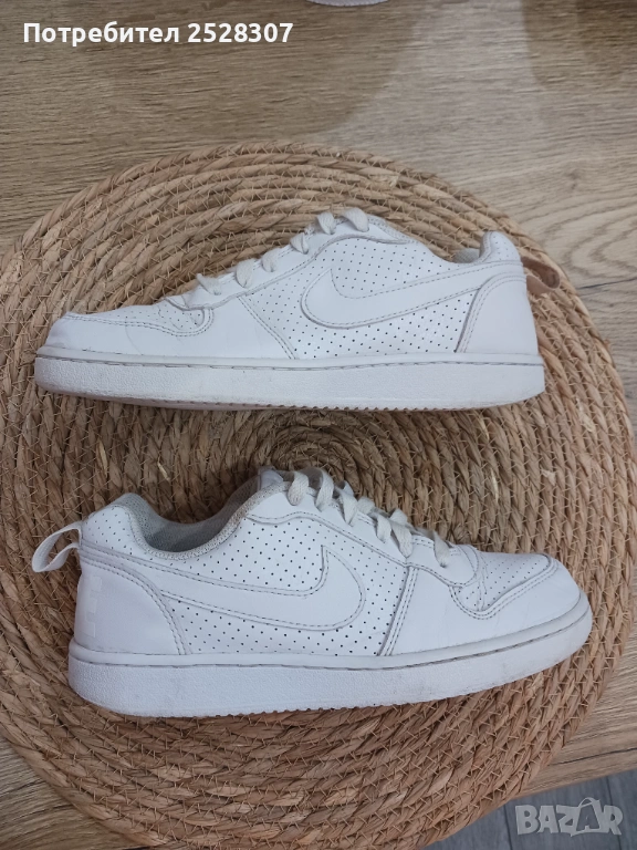 Оригинални маратонки на Nike, снимка 1