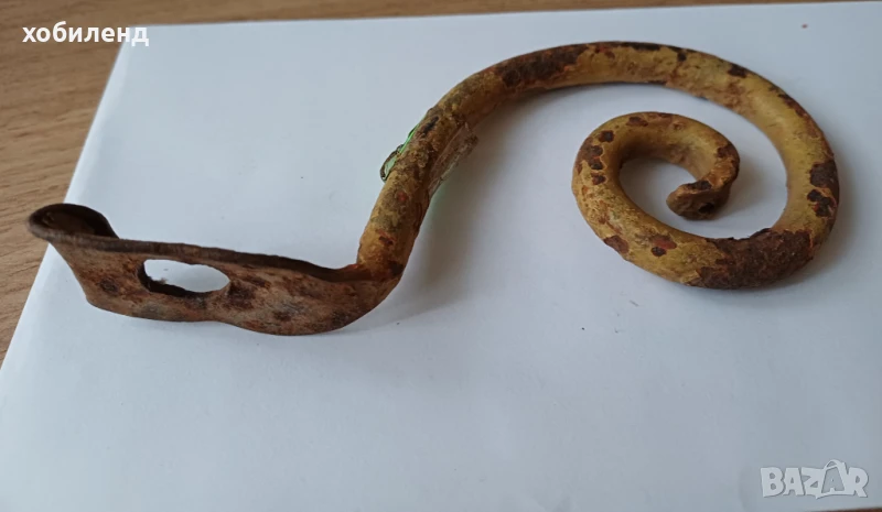 Възрожденски ръчно кован елемент, снимка 1