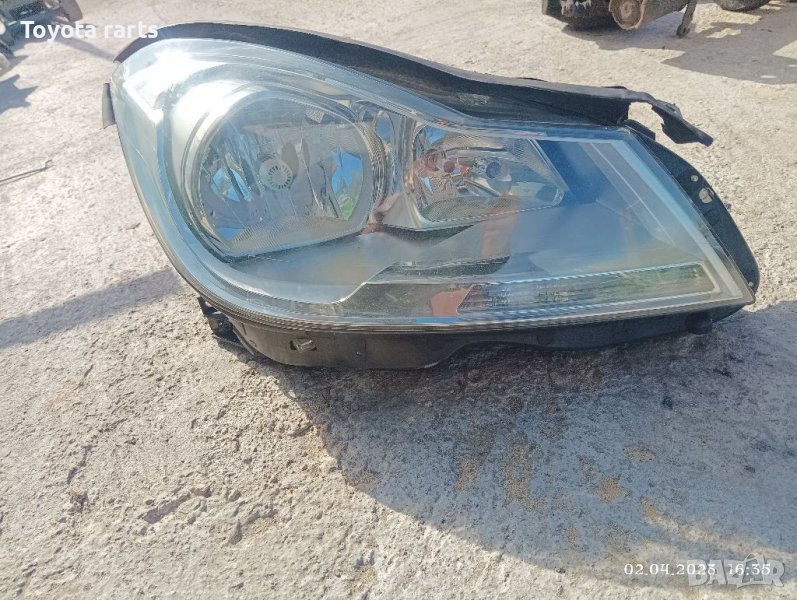 Фар за w204 абсолютно здрав , снимка 1