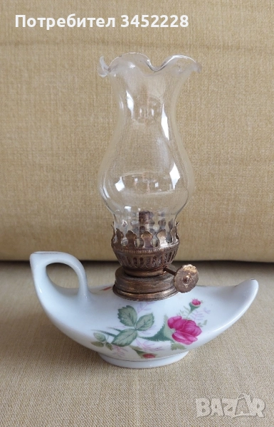 Лампа газена малка за колекционери порцелан , снимка 1