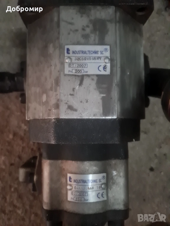 Сдвуена хидравлична помпа, снимка 1