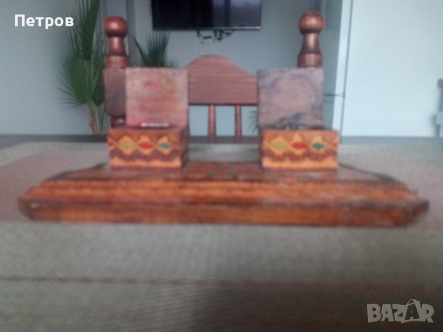 Продавам стара мастилница.Налични съдчета., снимка 2 - Колекции - 39962277