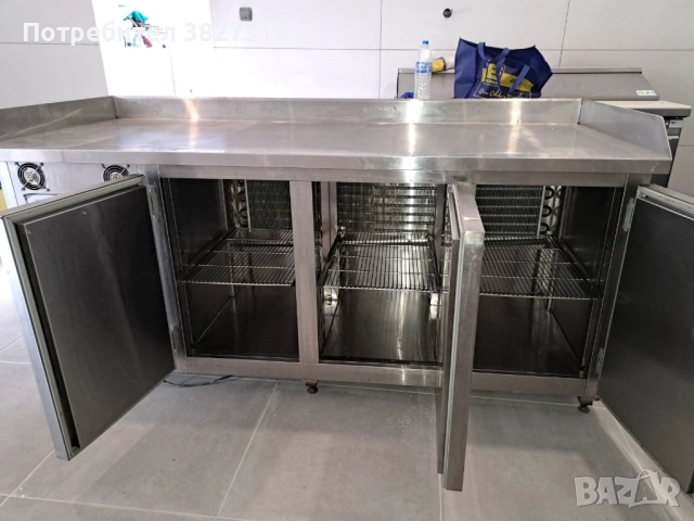 Хладилна маса за пица - 2500 лв, снимка 2 - Хладилни витрини и фризери - 52874440