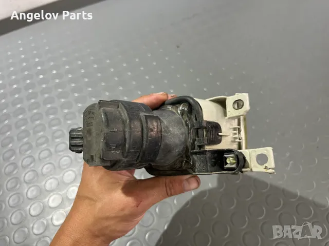 Десен халоген за VW Golf 3, снимка 4 - Части - 47393782