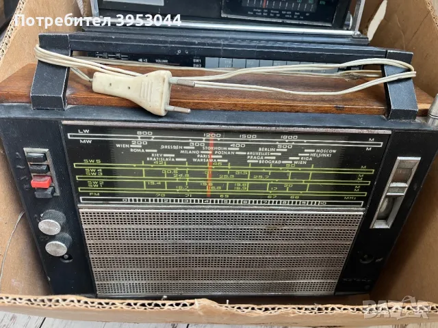 4 броя радиа, снимка 2 - Радиокасетофони, транзистори - 49805159