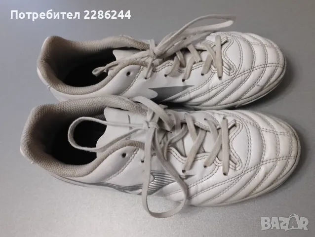 Футболни обувки за дете (стоножки) номер 34 и 1/2 половина., снимка 12 - Футбол - 50282629