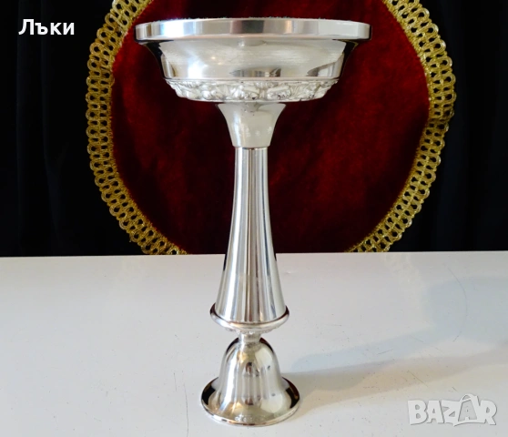 Посребрен свещник,релефни рози,Art Deco. , снимка 5 - Антикварни и старинни предмети - 53660052