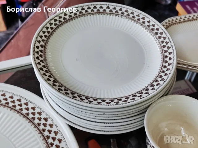 Порцеланов сервиза чаши и чинии Англия Adams, снимка 3 - Сервизи - 49919884
