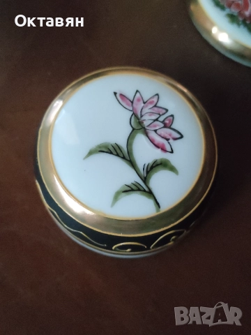 Порцеланова ваза,вази, снимка 5 - Вази - 52854296