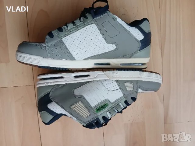 Кецове Globe, снимка 3 - Кецове - 49271519