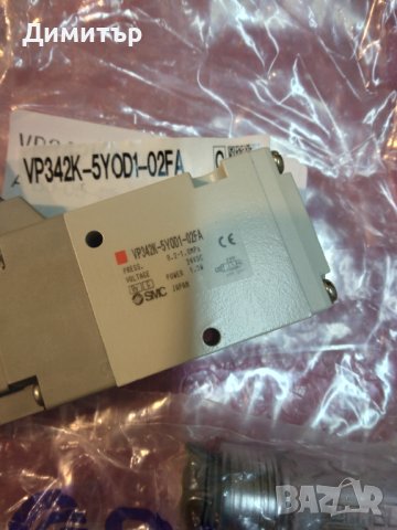 Пневмо разпределители SMC VP342K-5YOD1-02FA, снимка 2 - Резервни части за машини - 39459050