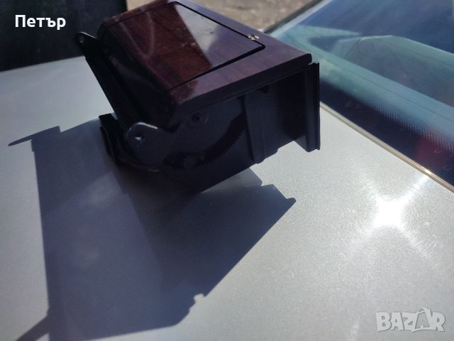 Пепелник за Мерцедес W202, снимка 3 - Части - 39963223