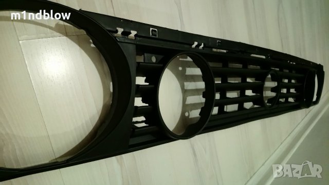 Решетка Volkswagen Golf 2 , снимка 2 - Части - 39230182