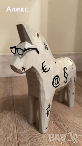 Шведски, винтидж, дървен кон Дала със символи., снимка 4 - Антикварни и старинни предмети - 53222636