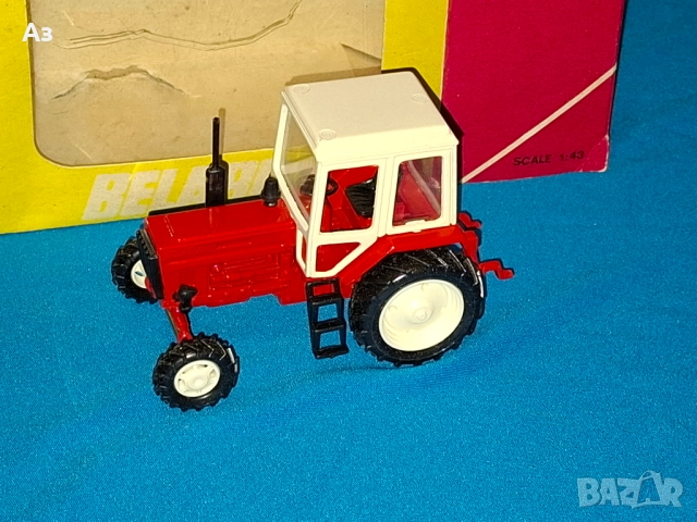 Руски метален модел на трактор Баларус в мащаб 1:43 Made in USSR