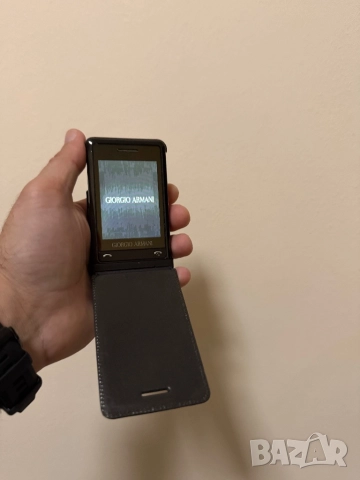 Samsung Giorgio Armani бижуто на Samsung