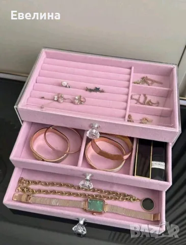 Кутия за бижута с рафтчета, розово кадифе, страхотна за подарък на жена или момиче, снимка 2 - Други - 48036699