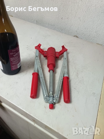 Затварачка – машина за коркови тапи, ръчна, снимка 5 - Домашни напитки - 52870947