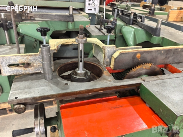 Циркуляр с карета + фреза., снимка 2 - Други машини и части - 52327192