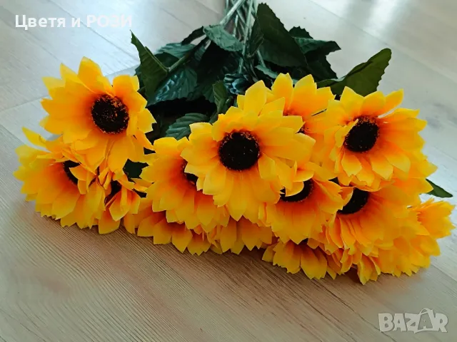 Изкуствени слънчогледи, снимка 3 - Изкуствени цветя - 48772321