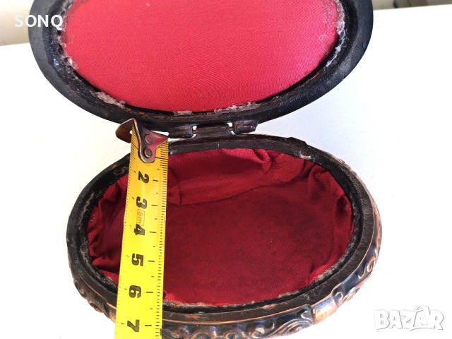 Прекрасна Стара Немска Бронзово - Медна Кутия За Бижута, снимка 14 - Антикварни и старинни предмети - 53431533