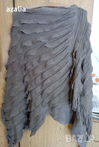 красив шал тип"Пончо"