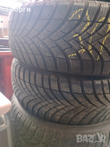 2бр.зимни гуми 215/60/16 Semperit, снимка 7 - Гуми и джанти - 53212332