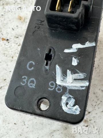 Резистор/съпротивление за вентилатор купе Jeep Grand Cherokee WJ (ESEN SKV 94SKV105), снимка 3 - Части - 51398414