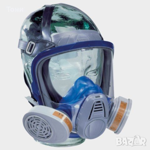Продавам лицева маска с байонетно съединение.