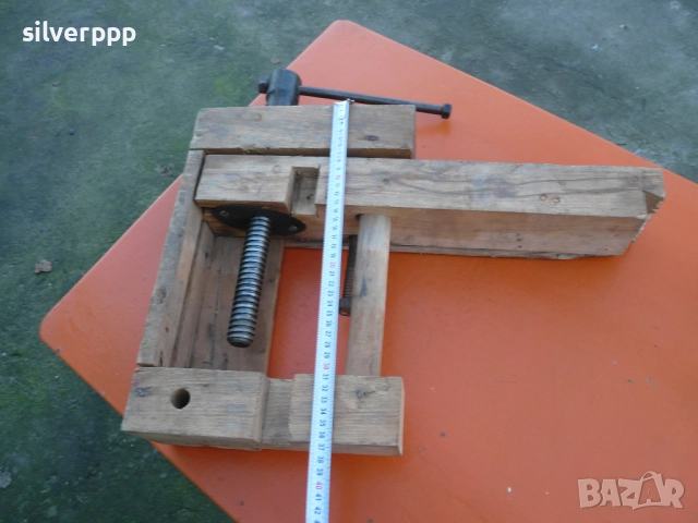  Стара дърводелска стяга 