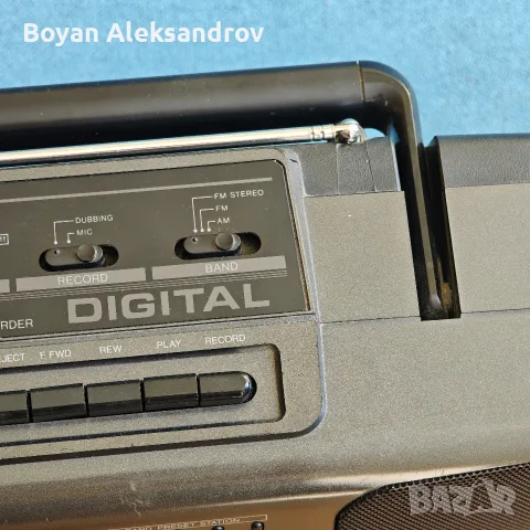 Радиокасетофон Digital Electronic RR 5552 , снимка 9 - Радиокасетофони, транзистори - 55719547